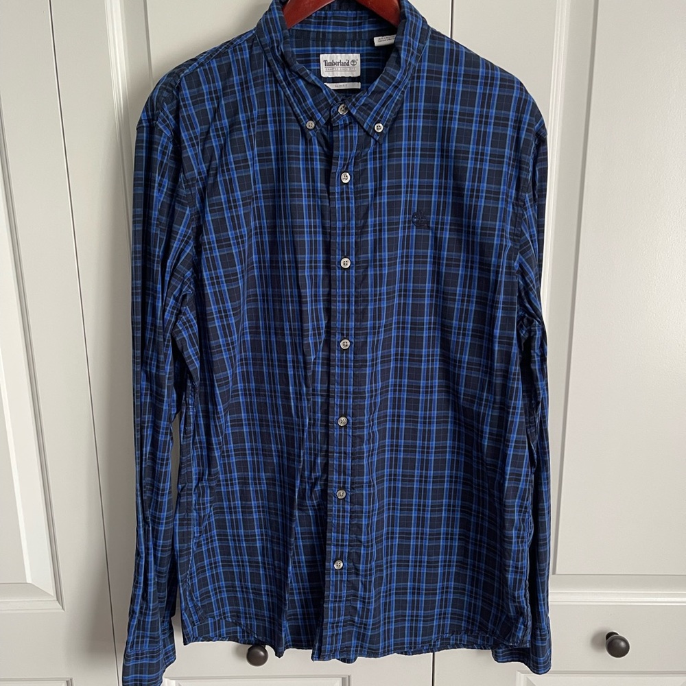 Mens large Timberland button down - Business or causal